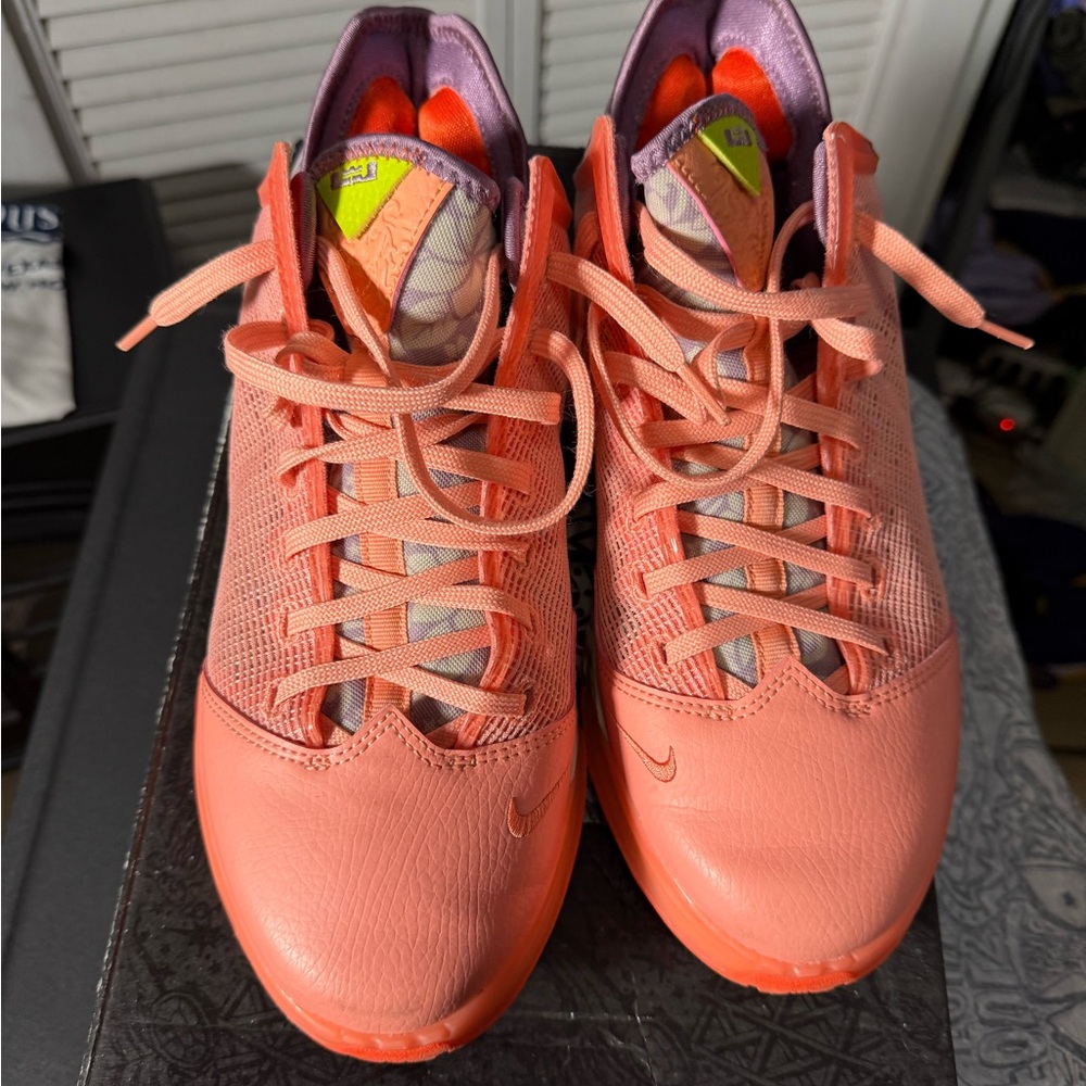 Men’s LeBron 19 Salmon/ Pink Athletic Shoes
